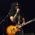 John Paul Ivan Tampil di Peluncuran Album Alf d'Bats
