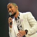Penampilan Marcell Siahaan di Panggung 'Garnier Sakura White Festival'