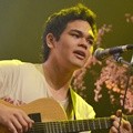 The Overtunes Tampil dalam Acara 'Garnier Sakura White Festival'