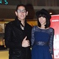 Ganindra Bimo Ditemani Andrea Dian di Gala Premier 'Danau Hitam'