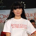 Stella Cornelia Hadiri Gala Premier 'Kukejar Cinta ke Negeri Cina'