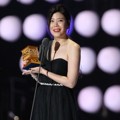 Lyn Raih Piala Best OST