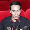 Darius Sinathrya di Pemutaran Perdana 'Pendekar Tongkat Emas'