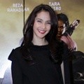Maudy Koesnaedi Hadiri Gala Premier 'Pendekar Tongkat Emas'