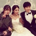 BoA Saat Berfoto Bersama Sungmin Super Junior dan Kim Sa Eun