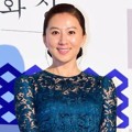 Kim Hee Ae di Red Carpet Blue Dragon Awards 2014