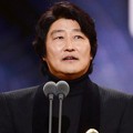 Song Kang Ho  Raih Piala Best Actor