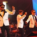 Penampilan Trio Lestari di 'Trio Lestari Show Musical Concert 2014'
