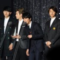 CN Blue Raih Piala Best Band