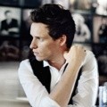 Eddie Redmayne di The Mr. Porter Post Edisi November/Desember 2014