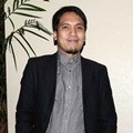 Desta di Gala Premier Film 'Assalamualaikum Beijing'