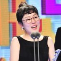 Park Seul Gi Raih Piala Excellence Award - Music/Talk Show