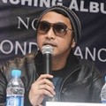 Giring Ganesha di Press Conference '1000 Cerita New Year's Eve'