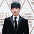Lee Joon di Red Carpet MBC Drama Awards 2014