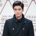Lee Jang Woo di Red Carpet MBC Drama Awards 2014