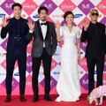 Pengisi Acara 'Roommate' di Red Carpet SBS Entertainment Awards 2014