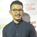 Rio Dewanto di Jumpa Pers Film 'Filosofi Kopi'