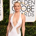 Kate Hudson di Red Carpet Golden Globe Awards 2015