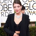Lorde di Red Carpet Golden Globe Awards 2015