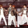 Bangtan Boys Saat Tampil di Golden Disk Awards 2015