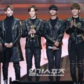 VIXX Raih Piala Album Bonsang