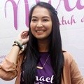Anneke Jodi Hadiri Syukuran Film 'Miracle: Jatuh dari Surga'