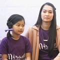 Naomi Ivo dan Anneke Jodi di Syukuran Film 'Miracle: Jatuh dari Surga'