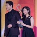 Park Min Woo dan Kyung So Jin di Seoul Music Awards 2015
