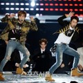Donghae dan Eunhyuk Super Junior Saat Nyanyikan Lagu 'Oppa, Oppa'