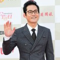 Kim Sung Kyun di Red Carpet Gaon Chart K-Pop Awards 2015
