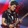 Mita The Virgin di Konser 'Rebel, Love, Rock and Roll'