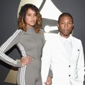 Pharrell Williams di Red Carpet Grammy Awards 2015