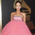 Rihanna di Red Carpet Grammy Awards 2015