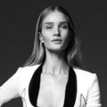 Rosie Huntington-Whiteley di Majalah Elle UK Edisi Februari 2015