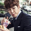Hong Jong Hyun Saat Pemotretan untuk bnt International di Singapura