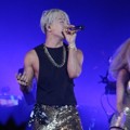 Penampilan Taeyang di Konser 'RISE' Jakarta