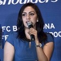 Donna Agnesia di Acara Head & Shoulders FC Barcelona Hang Out