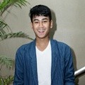 Dwi Andhika Hadiri Premier Film 'Gue Bukan Poconggg'
