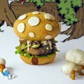 Burger yang Dibentuk Menjadi Rumah Para Smurf