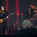 Royal Blood Tampil Nyanyikan Lagu 'Figure It Out'