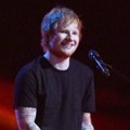 Ed Sheeran Tampil Nyanyikan Lagu 'Bloodstream'