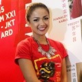 Nirina Zubir di Gala Premier Film 'Silent Heroes'