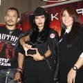 Kotak Terima Penghargaan 4 Platinum untuk Album 'Rock n Love'