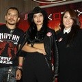 Kotak Terima Penghargaan 4 Platinum untuk Album 'Rock n Love'