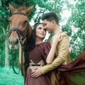 Chelsea Olivia dan Glenn Alinskie Berpose Bersama Kuda