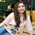 Nia Daniati Ditemui Saat Latihan Konser 'Gelas-Gelas Kaca'
