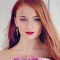 Sophie Turner di Majalah Tatler Edisi April 2014
