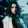 Hailee Steinfeld di Majalah InStyle Edisi November 2013