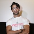 Shaheer Sheikh Hadiri Premier Film 'Turis Romantis'