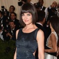 Katie Holmes Hadir di Met Gala 2015